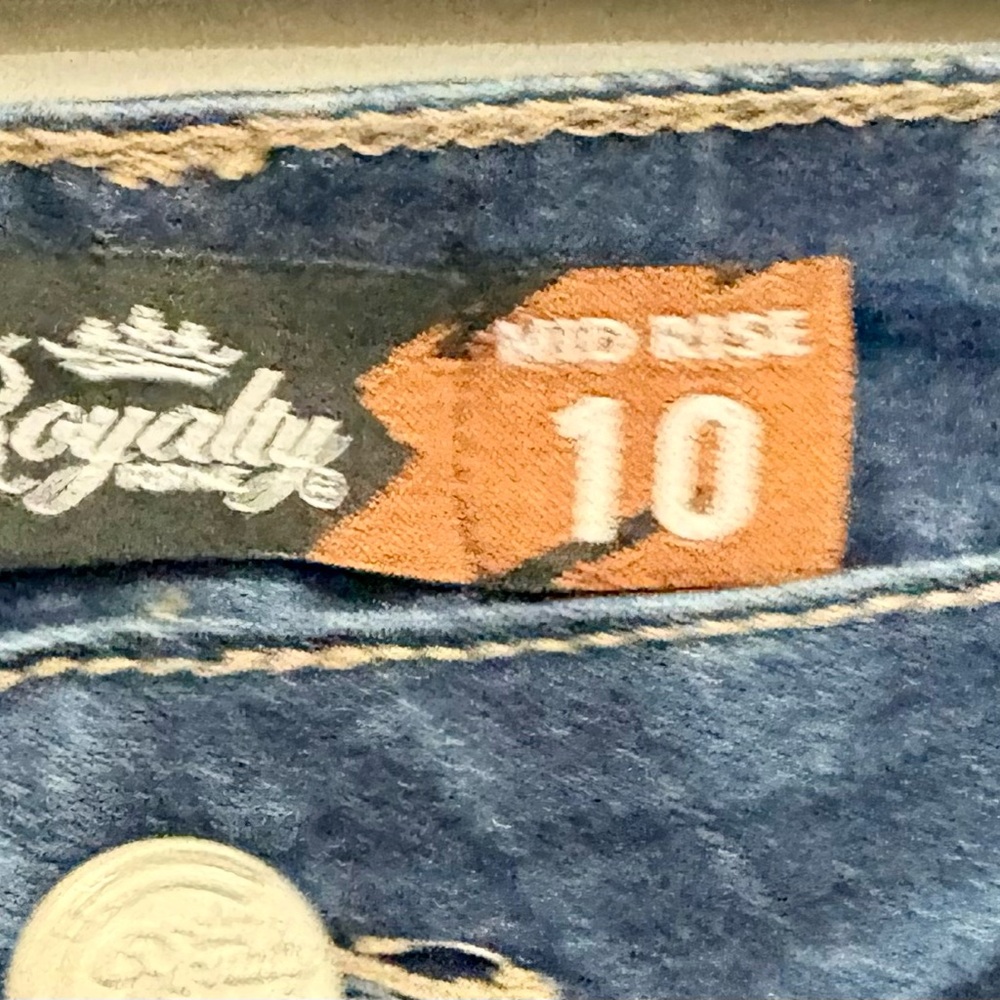 Blue Jeans with Red Stripe - Picture 3 of 5
